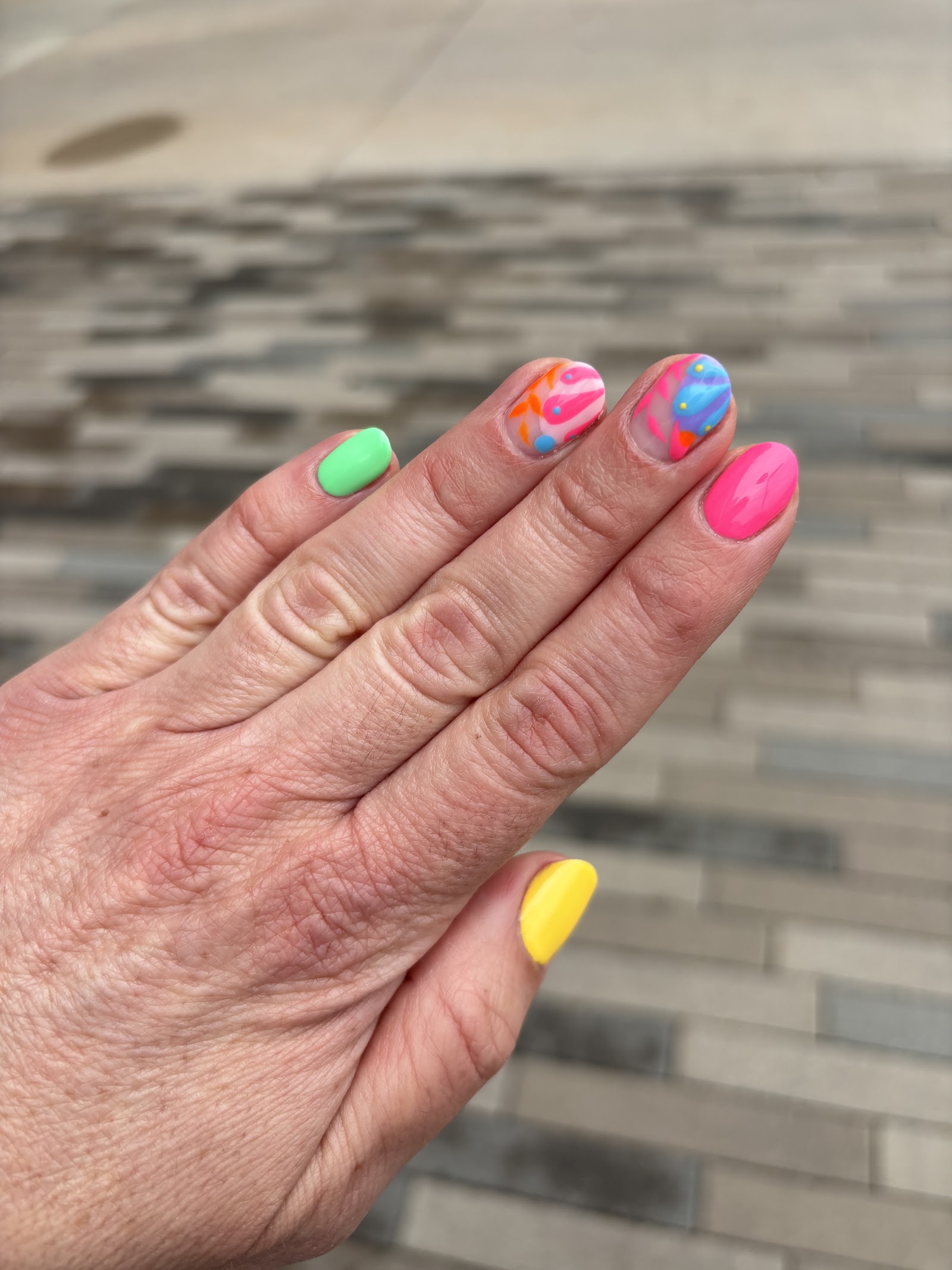 Purluxe Beauty Bar DTC nail photo 6